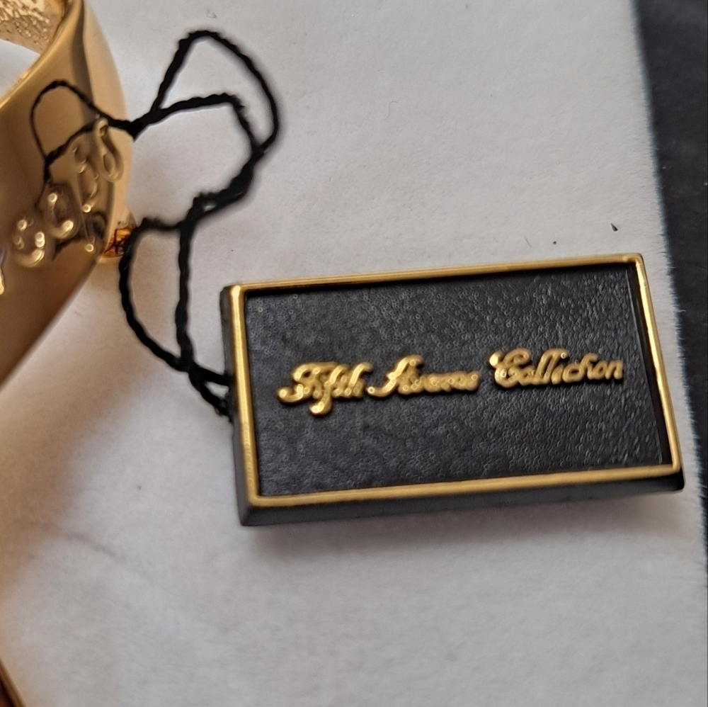 Vintage Butler Fifth Avenue "Support Our Troops" Goldtone Ribbon Pin NEW - Picture 5 of 8